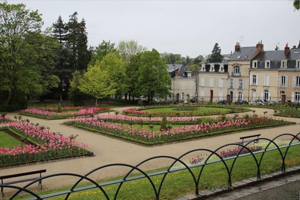 Appartement Lumineux Et Moderne Le Mans Bagian luar foto